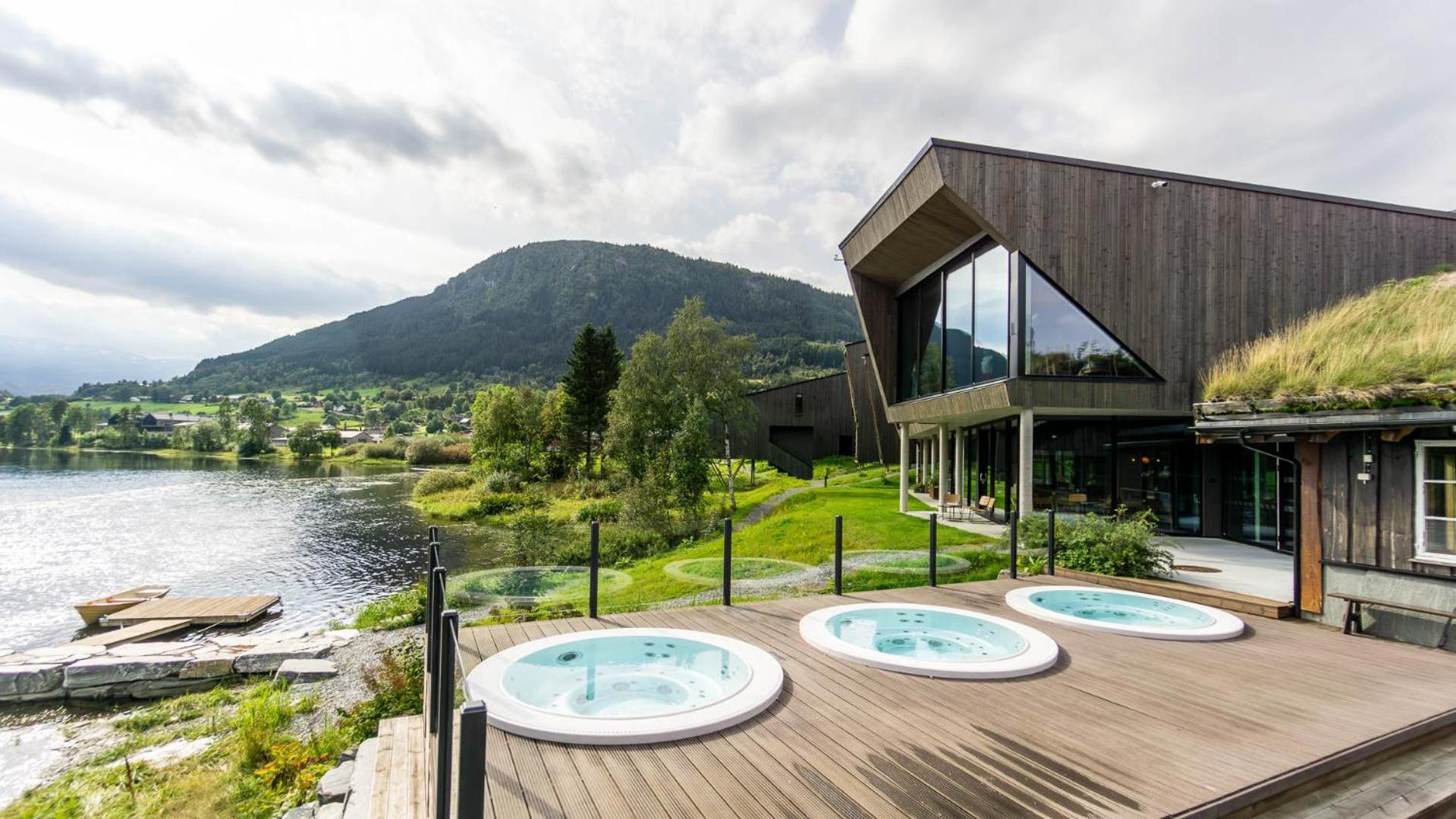 Elva Hotel Skulestadmo Exteriér fotografie